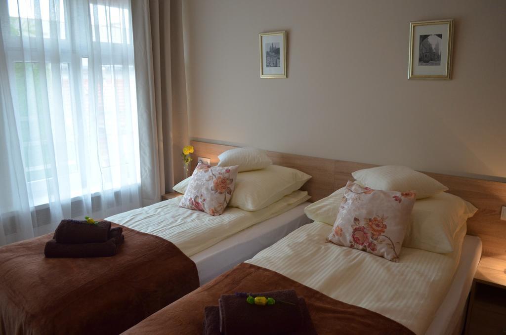 Royal Route 29 Comfort Rooms Cracóvia Exterior foto