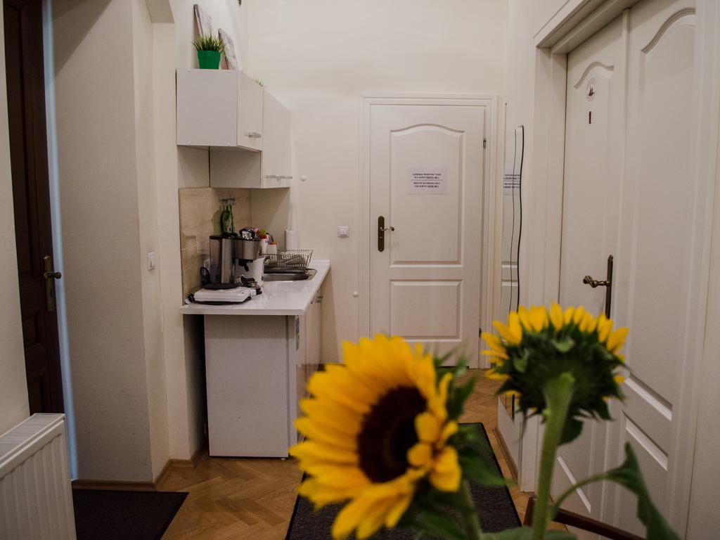 Royal Route 29 Comfort Rooms Cracóvia Exterior foto