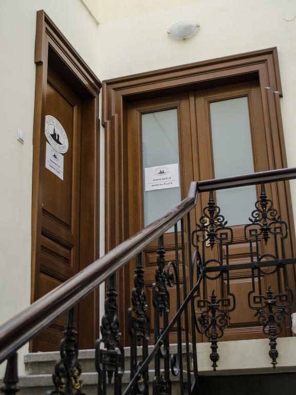 Royal Route 29 Comfort Rooms Cracóvia Exterior foto