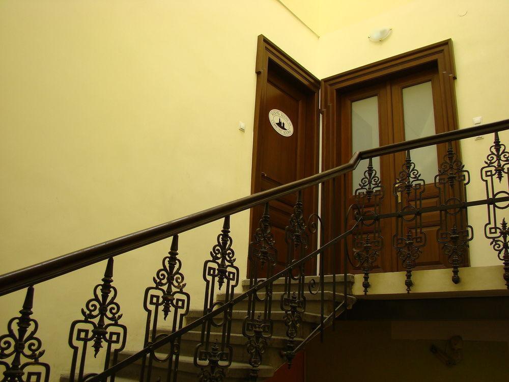 Royal Route 29 Comfort Rooms Cracóvia Exterior foto