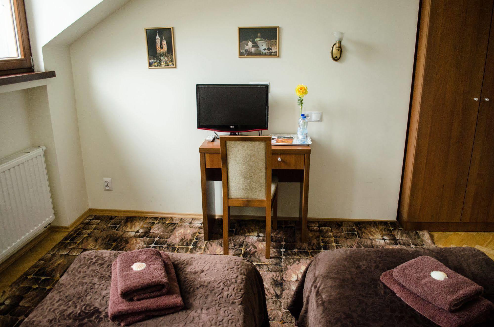 Royal Route 29 Comfort Rooms Cracóvia Exterior foto